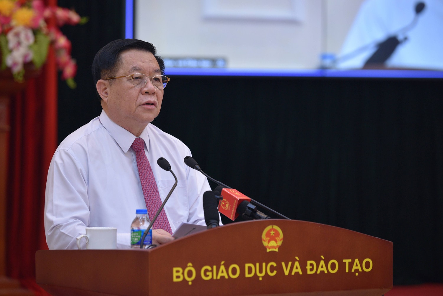 Bí thư Trung ương Đảng, Trưởng Ban Tuyên giáo Trung ương Nguyễn Trọng Nghĩa phát biểu chỉ đạo hội nghị