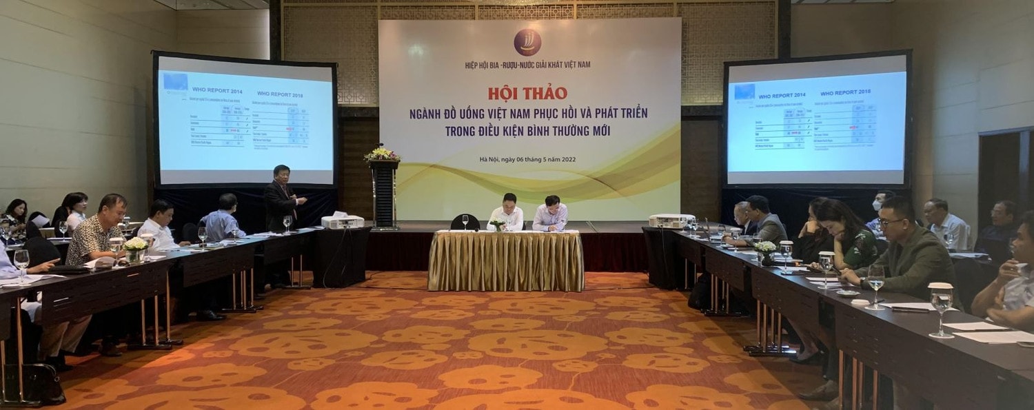 Đại diện doanh nghiệp, chuyên gia cho rằng, cần đánh giá toàn diện và cân nhắc kỹ các đề xuất tạo gánh nặng cho doanh nghiệp.