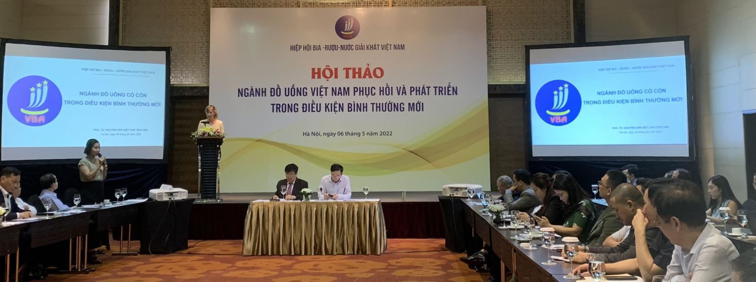 Tham vấn cộng đồng doanh nghiệp trước các đề xuất, chính sách mới liên quan đến hoạt động sản xuất kinh doanh của doanh nghiệp.