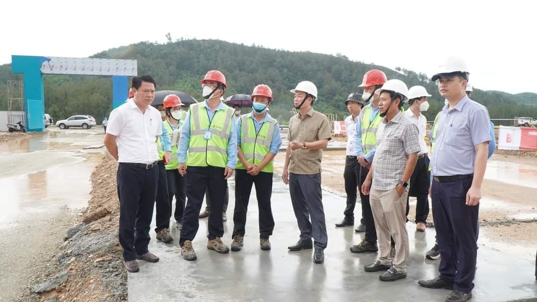 Thừa Thiên Huế: Đẩy nhanh tiên độ, sớm đưa nhà máy xử lý rác thải Phú Sơn vào vận hành -0
