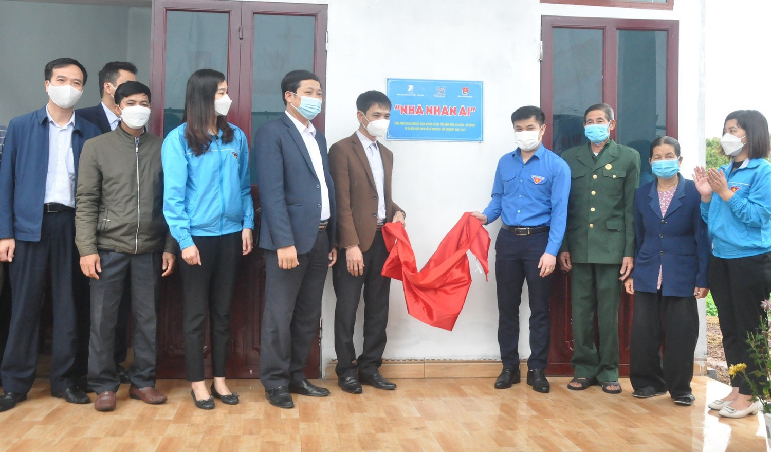 Niềm hạnh phúc trong 60 ngôi nhà nhân ái của chương trình “Thank you, Vietnam” -0