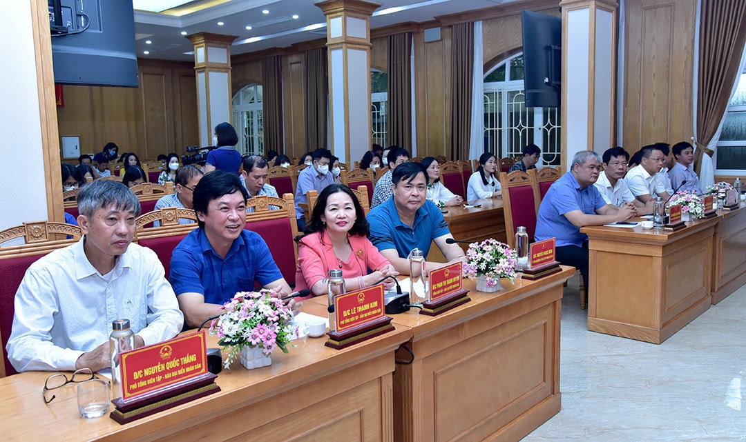 Báo Đại biểu Nhân dân và Thành phố Vĩnh Yên, Vĩnh Phúc ký thỏa thuận hợp tác truyền thông -0