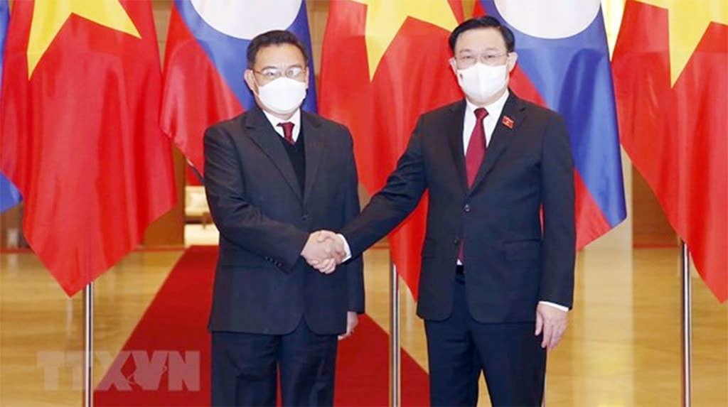 Báo Lào viết về chuyến thăm của Chủ tịch Quốc hội Vương Đình Huệ -0