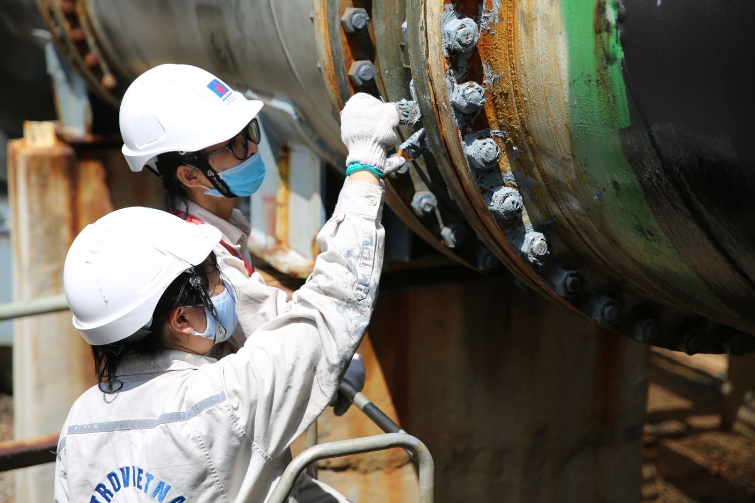 Petrovietnam quyết tâm thực hiện thắng lợi các mục tiêu, kế hoạch năm 2022 -0