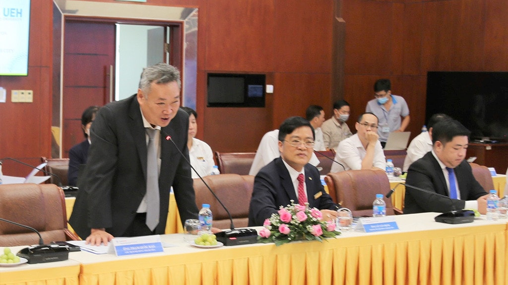 EVNHCMC làm việc với trường Đại học kinh tế TP.HCM về định hướng đào tạo và phát triển nguồn nhân lực -1
