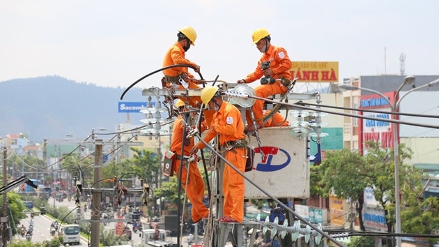 Cấp điện ổn định cho phát triển kinh tế - xã hội -0