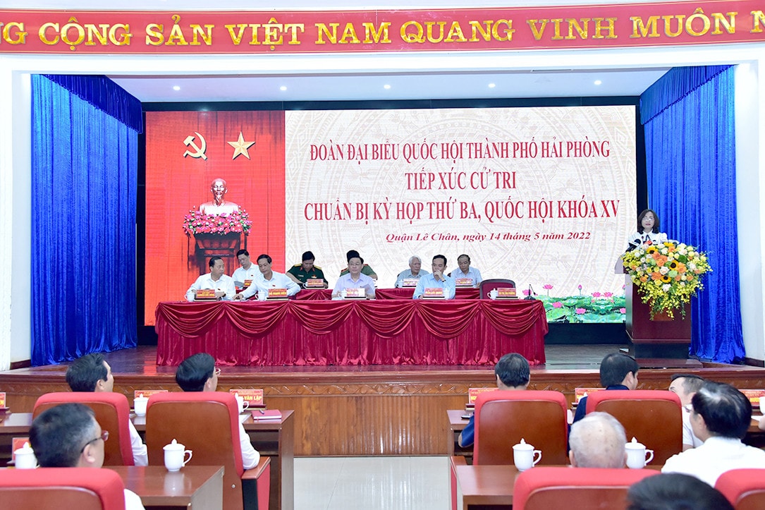 Chủ tịch Quốc hội Vương Đình Huệ tiếp xúc cử tri quận Lê Chân, TP Hải Phòng -0