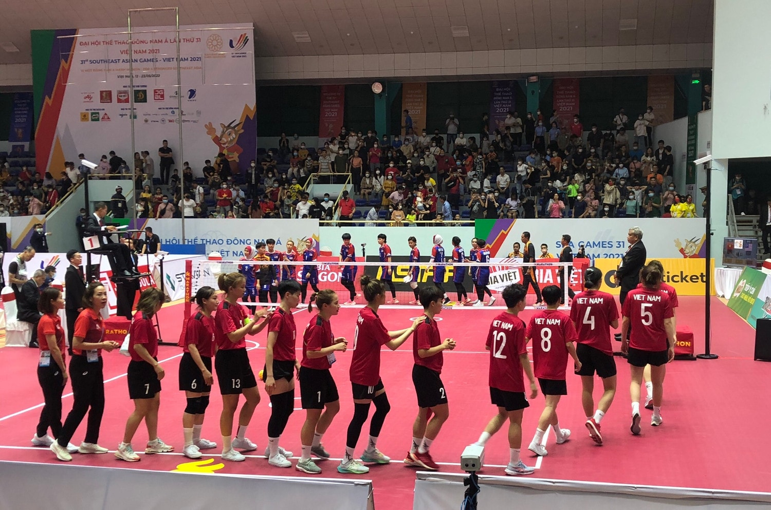 Cháy hết mình với cầu mây   -0