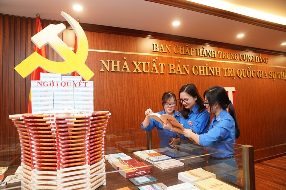 Khởi động Cuộc thi giới thiệu sách về Chủ tịch Hồ Chí Minh -0