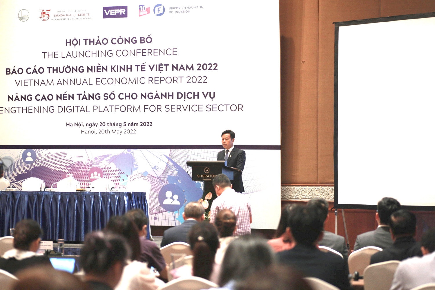 Tăng trưởng kinh tế Việt Nam có thể đạt khoảng 6,2% ở năm 2022 -0