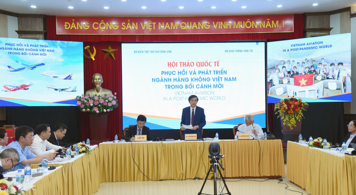 Hỗ trợ Vietnam Airlines là “hợp lý và cần thiết” -0