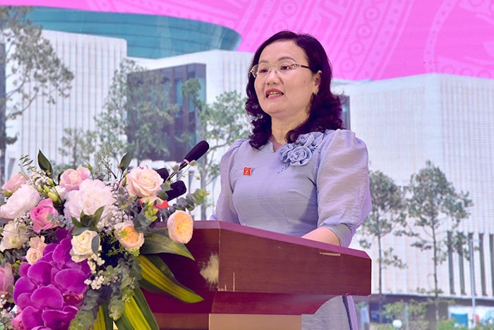 Chủ tịch Quốc hội Vương Đình Huệ: Nữ đại biểu Quốc hội đóng góp quan trọng vào những bước tiến, thành công của Quốc hội -0