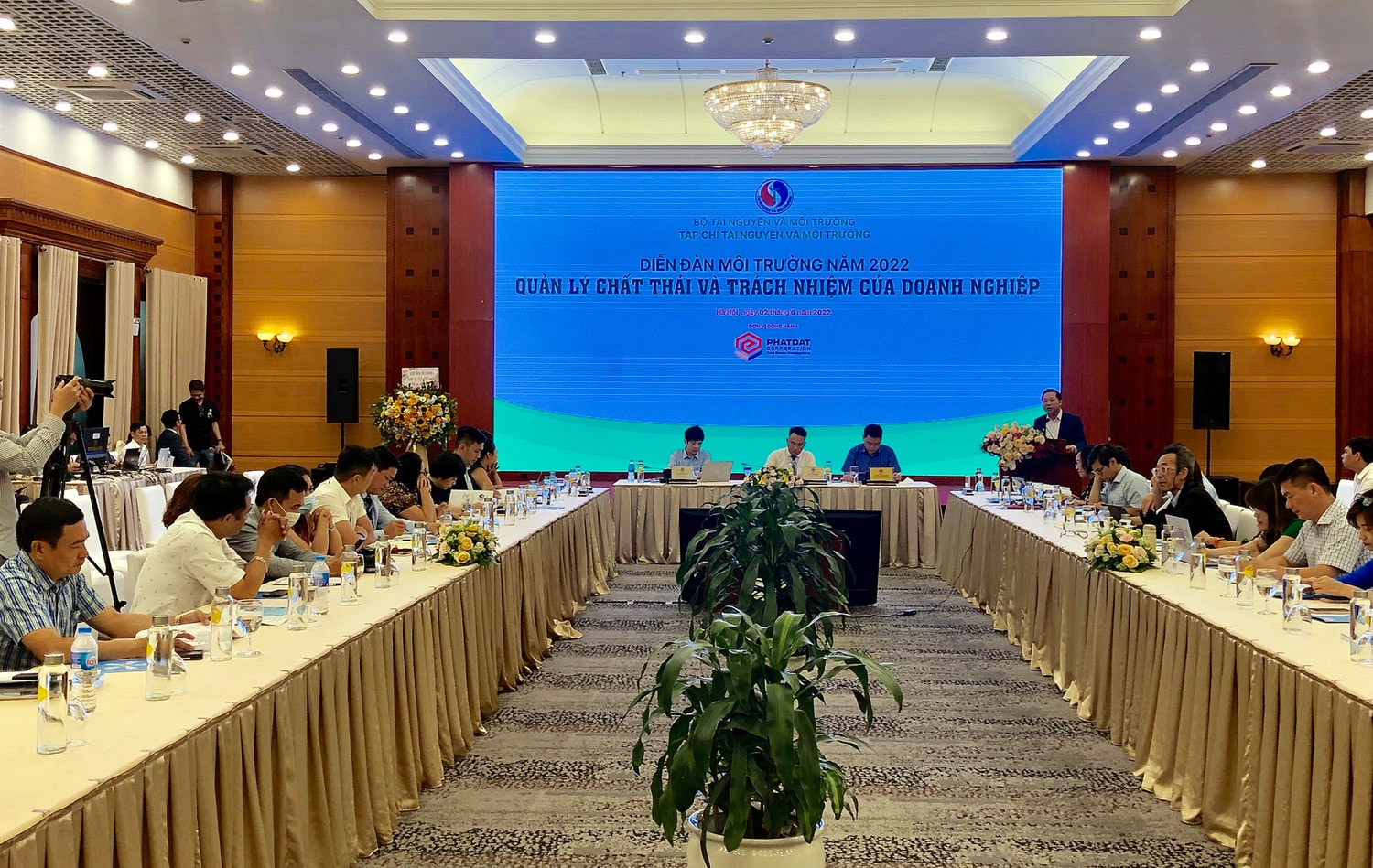 Toàn cảnh diễn đàn Doanh nghiệp cần ý thức được vai trò, trách nhiệm và tuân thủ pháp luật về bảo vệ môi trường -0