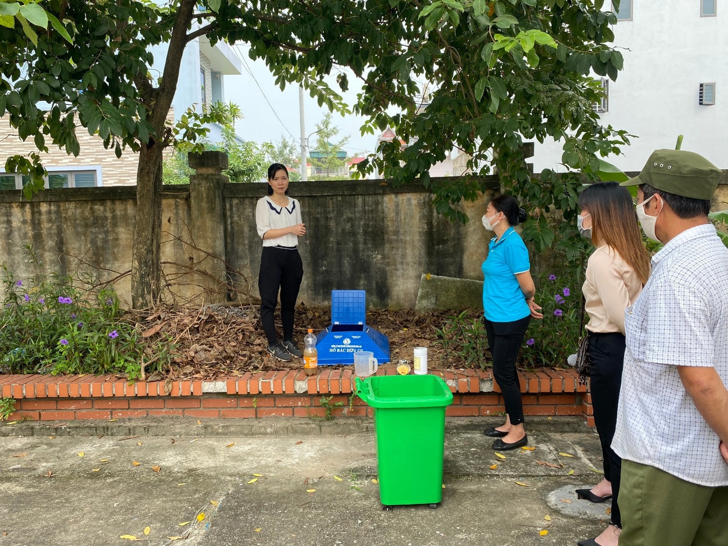 Phân loại rác thải sinh hoạt tại Hà Nội -0