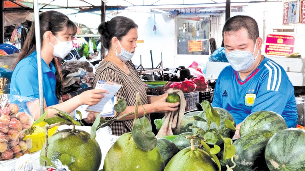 Để mọi người dân tiếp cận với chính sách bảo hiểm -0
