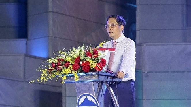 Ủy viên Bộ Chính trị, Trưởng Ban Kinh tế Trung ương Trần Tuấn Anh phát biểu chỉ đạo buổi lễ 