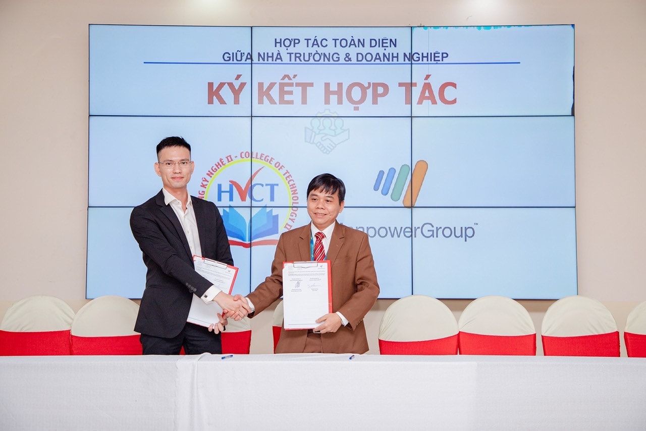 PGS. TS Bùi Văn Hưng, Hiệu trưởng Nhà trường ký hợp tác toàn diện với doanh nghiệp Chuyển từ gắn kết sang hợp tác toàn diện với doanh nghiệp -0
