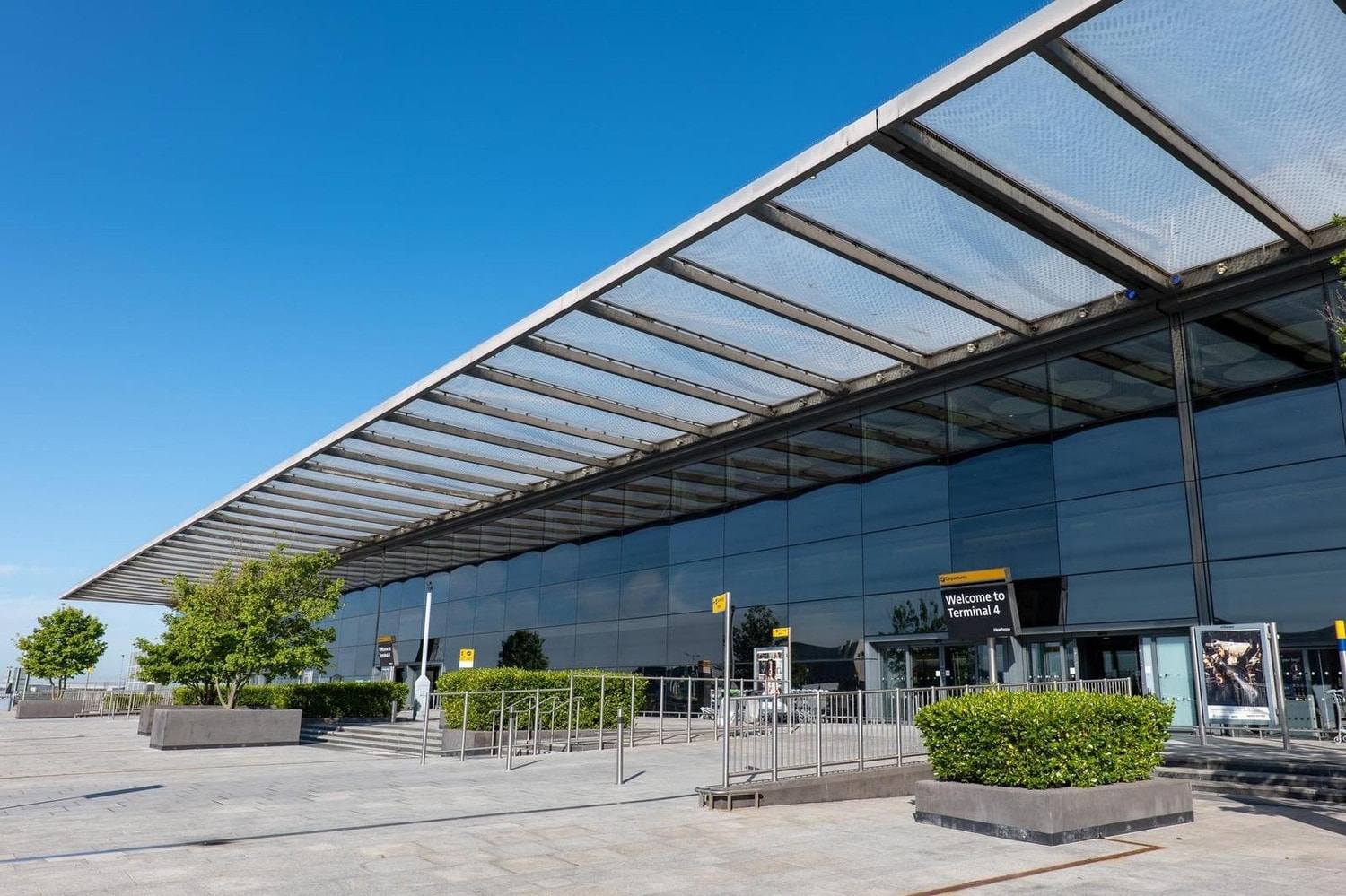 Từ ngày 22.6, Vietnam Airlines sẽ chính thức khai thác trở lại nhà ga Terminal 4 - sân bay quốc tế London Heathrow (LHR), London, Anh Vietnam Airlines khai thác trở lại nhà ga T4 sân bay London Heathrow -0