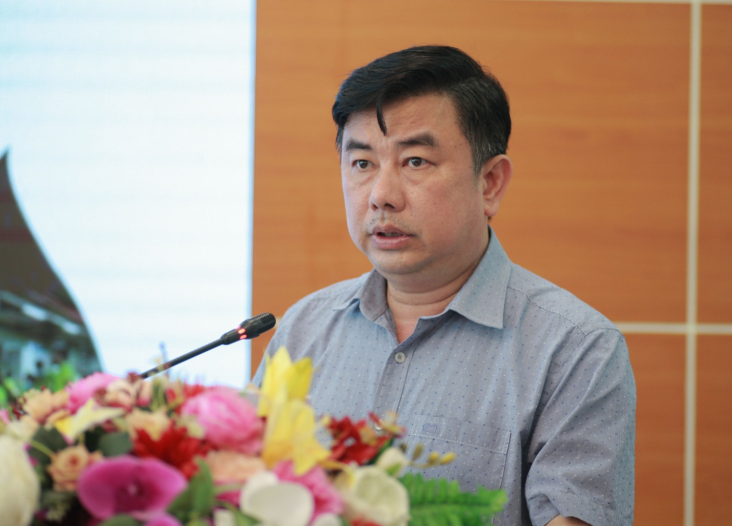 Tổng Biên tập Báo Kinh tế và Đô thị Nguyễn Minh Đức phát biểu tại toạ đàm Nâng cao mức sống cho người lao động -0