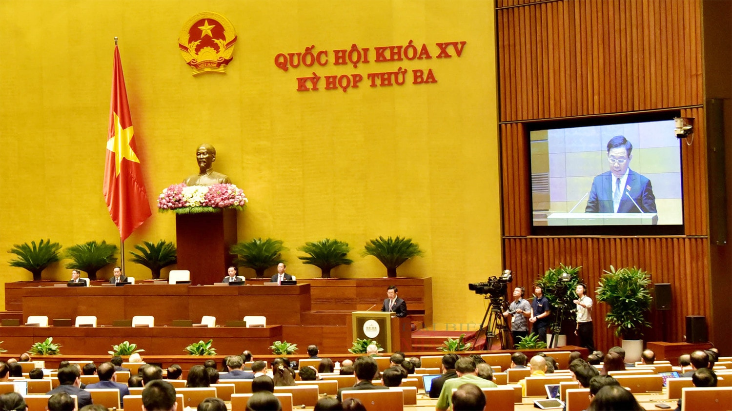 Hoạt động của Quốc hội ngày càng công khai, minh bạch, gần gũi với cử tri và Nhân dân hơn -0