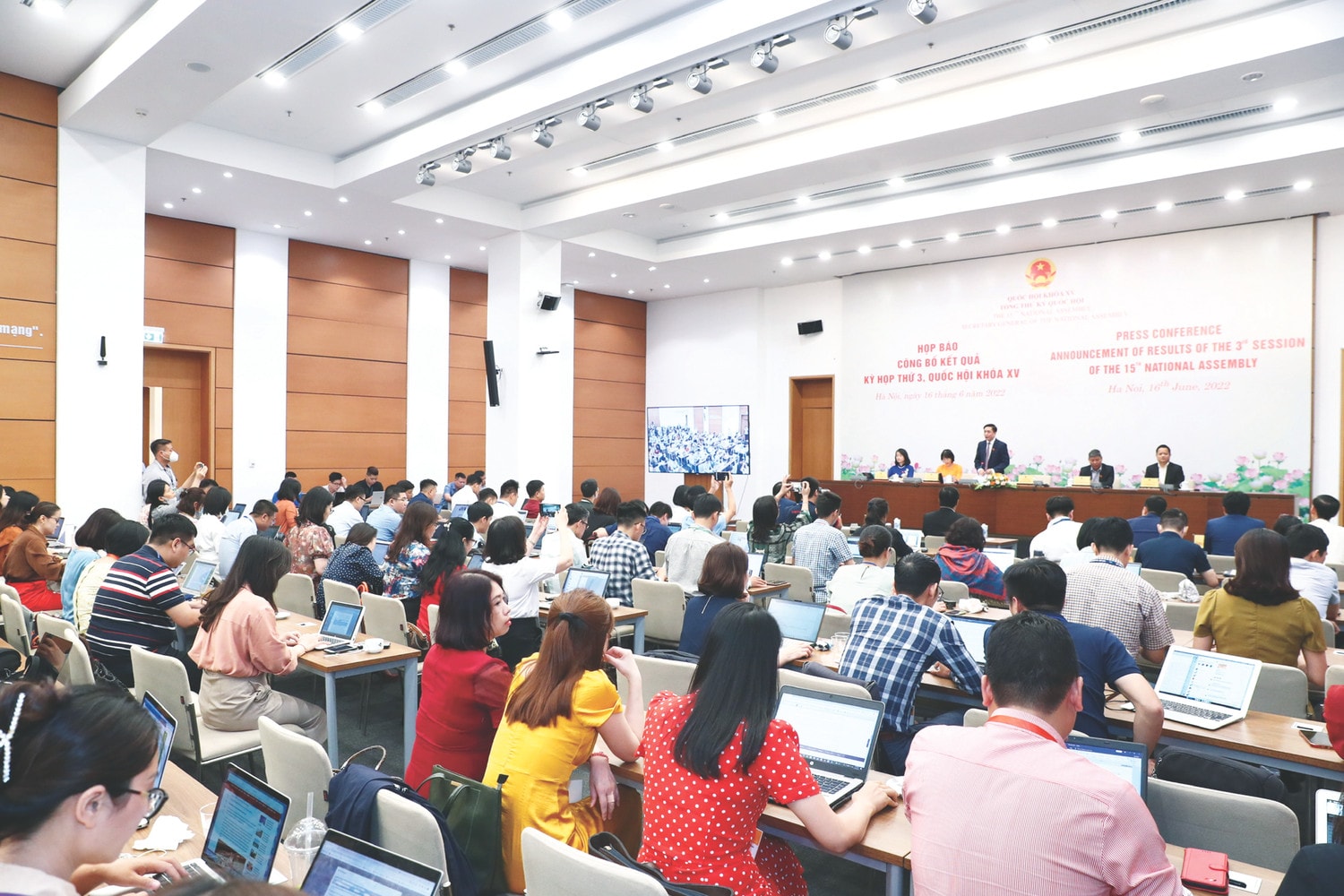 Toàn cảnh Họp báo Công bố kết quả Kỳ họp thứ Ba, Quốc hội Khóa XV	Ảnh: Quang Khánh