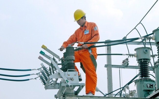 Điện lực Ninh Bình: Đồng bộ các giải pháp cấp điện an toàn, liên tục -0