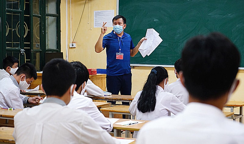 Cán bộ coi thi phải nắm vững quy chế, xử lý được các tình huống phát sinh Ảnh: ITN