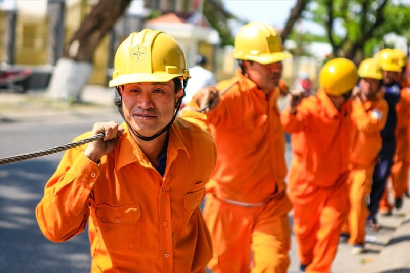 Cán bộ, công nhân viên EVN phấn đấu đạt 10 nghìn sáng kiến trong giai đoạn 2022 - 2023.