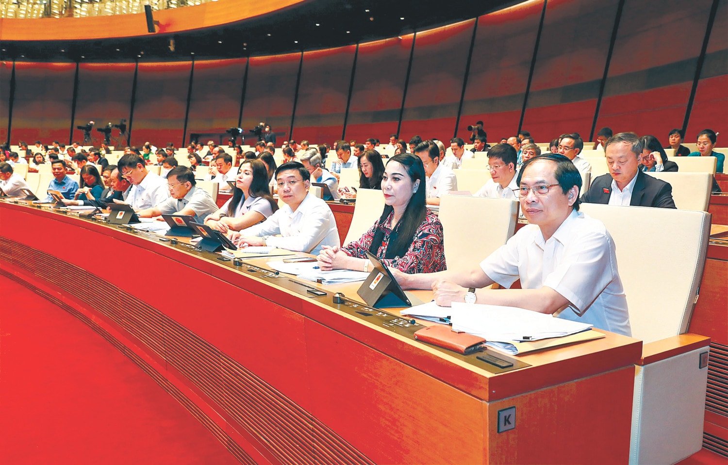 Đoàn ĐBQH tỉnh Vĩnh Phúc tham dự Kỳ họp thứ Ba, Quốc hội Khóa XV Ảnh: Xuân Việt