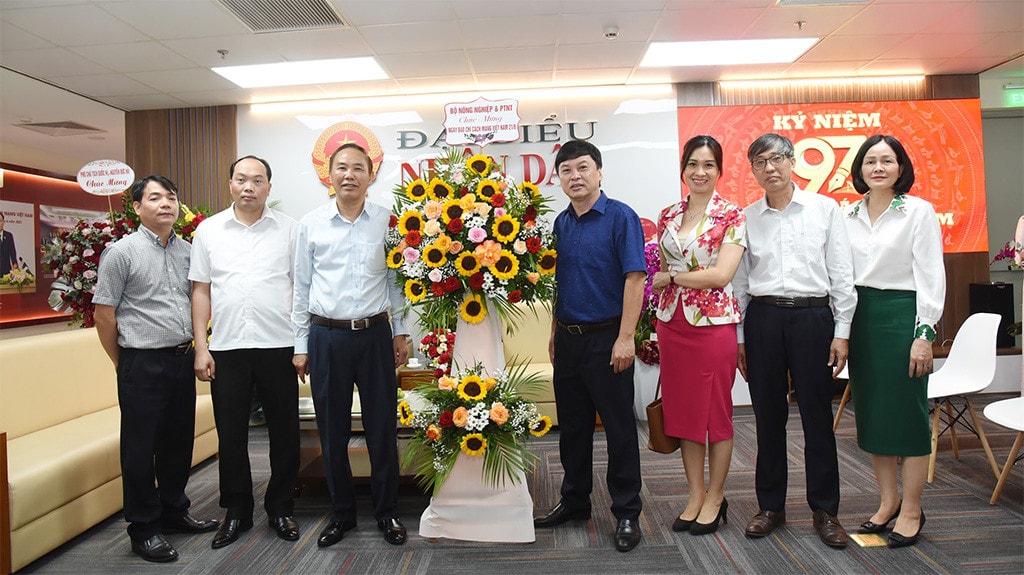Lãnh đạo Đảng và Nhà nước chúc mừng Báo Đại biểu Nhân dân nhân Ngày Báo chí Cách mạng Việt Nam -1