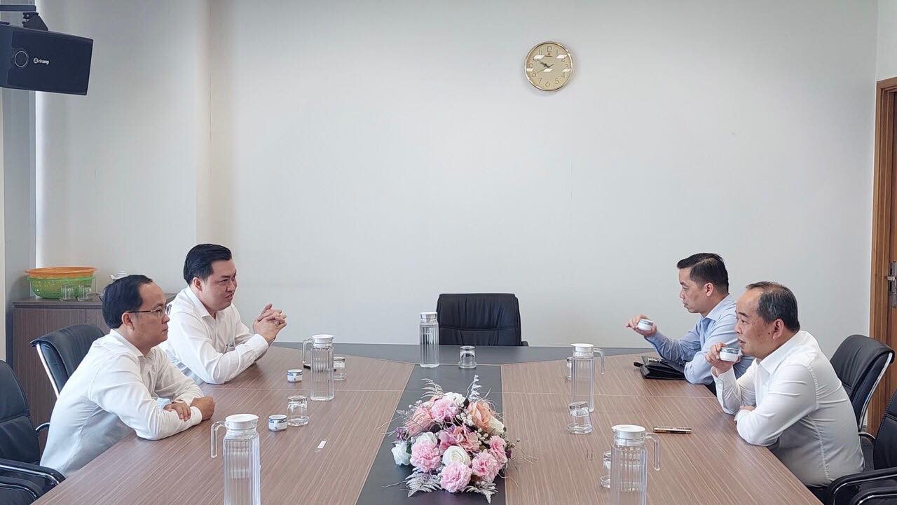 Ủy viên Trung ương Đảng, Chủ nhiệm Văn phòng Chủ tịch Nước thăm Sở Văn hoá, Thể thao và Du lịch tỉnh Bình Dương -0