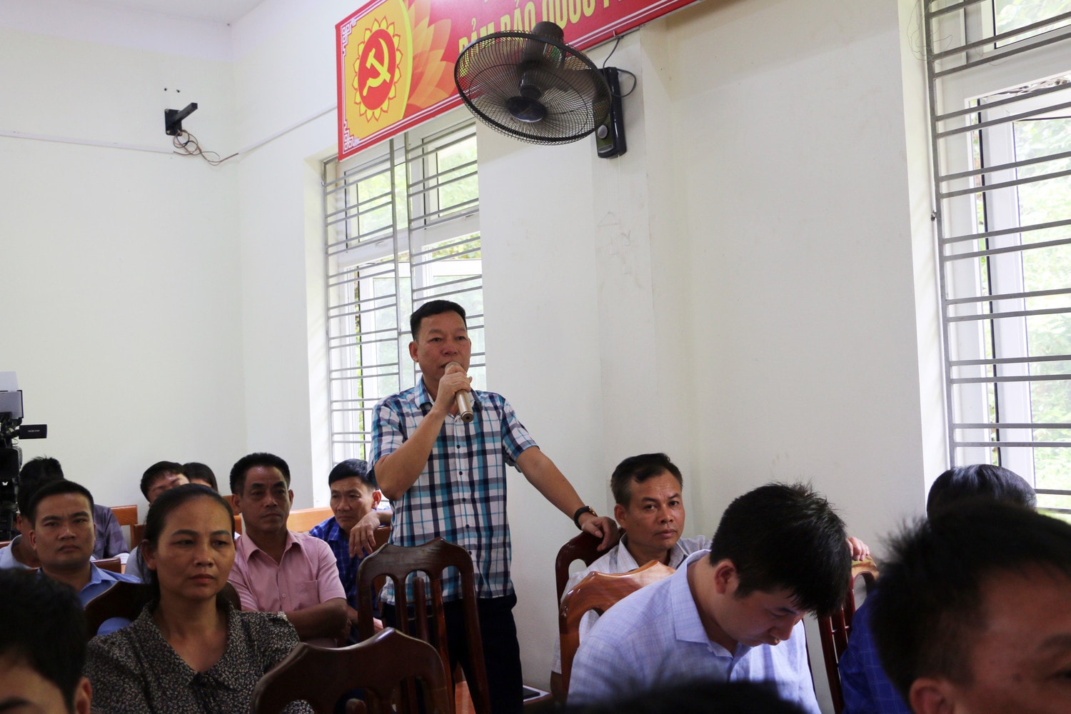 Có chính sách hỗ trợ bảo hiểm y tế đối với đồng bào dân tộc miền núi -0
