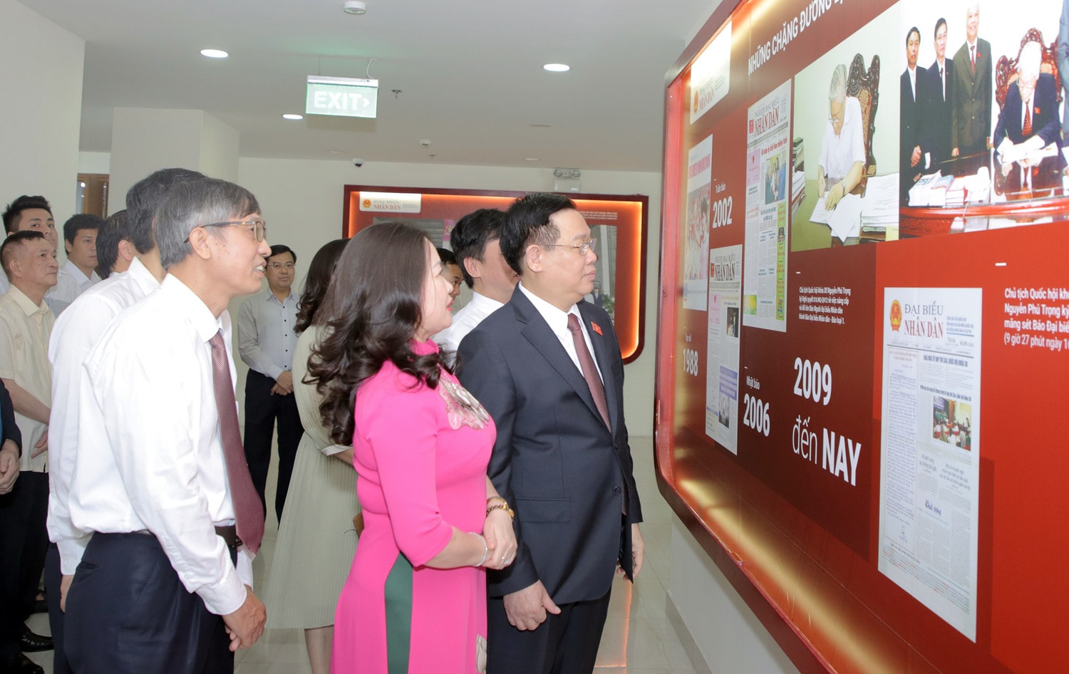 Một số hình ảnh Chủ tịch Quốc hội Vương Đình Huệ đến thăm báo Đại biểu Nhân dân và dự Lễ kỷ niệm 97 năm Ngày Báo chí Cách mạng Việt Nam (21.6.1925-21.6.2022)