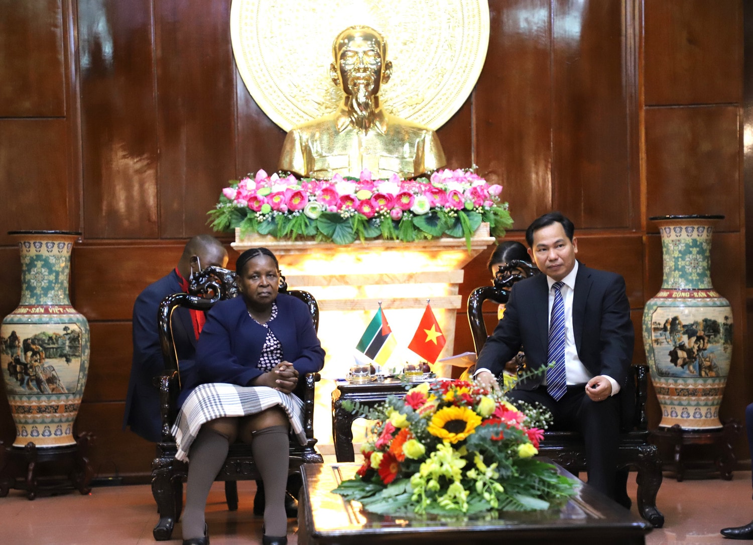 ,Chủ tịch Quốc hội Mozambique thăm thành phố Cần Thơ 