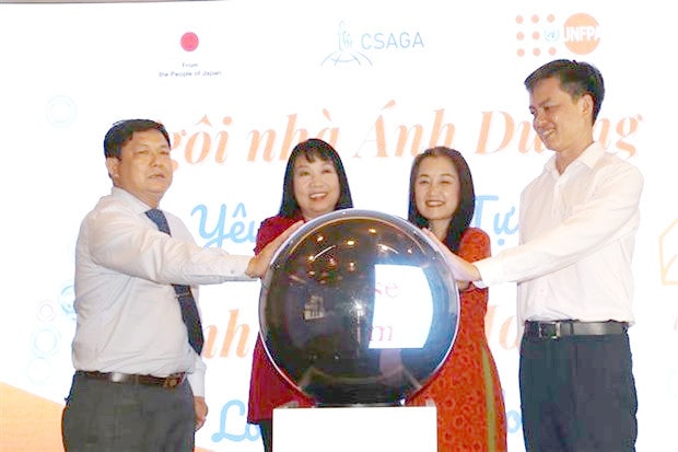 Ra mắt Trung tâm Dịch vụ Một cửa hỗ trợ người trên cơ sở Giới – Ngôi nhà Ánh Dương tại TPHCM