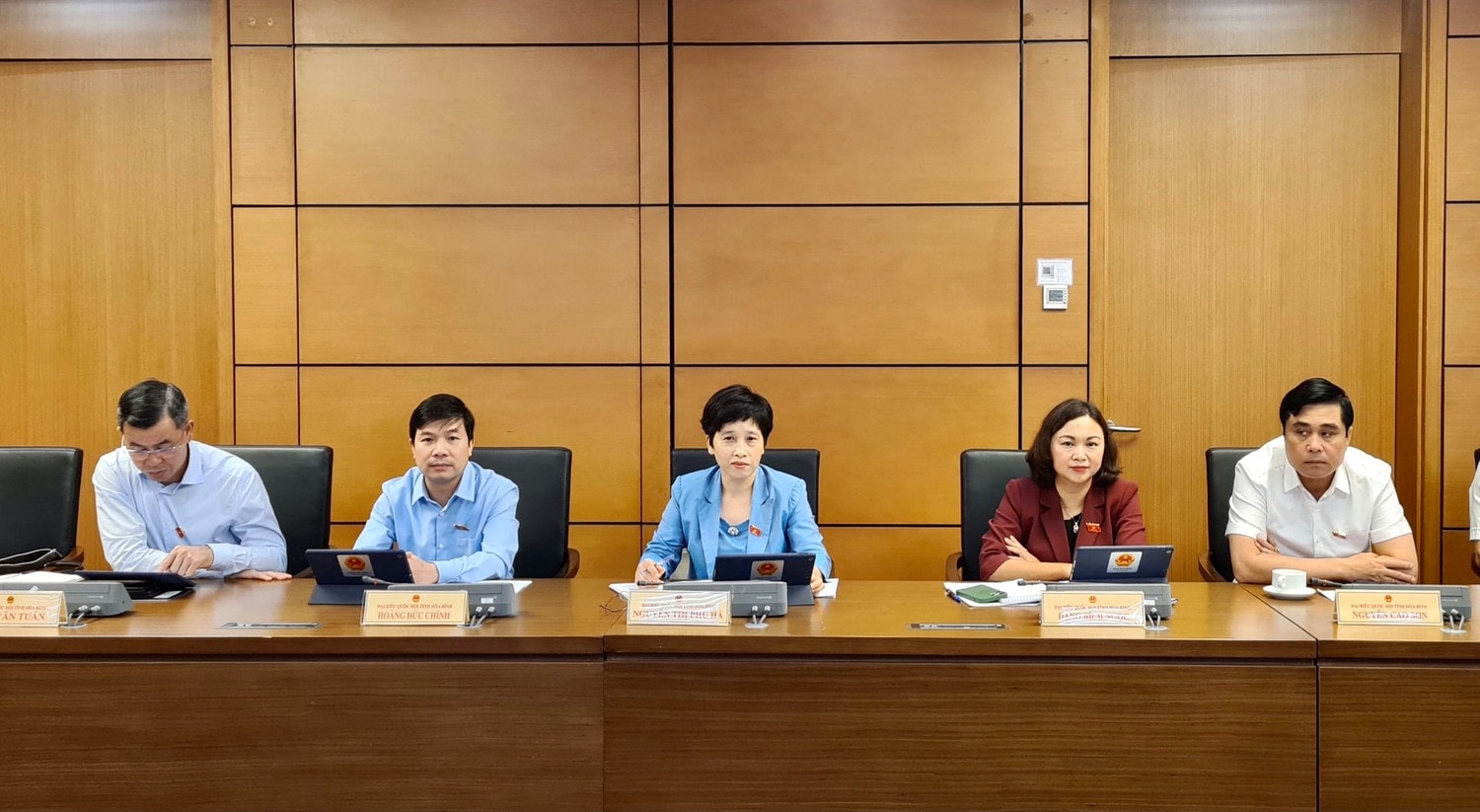 Khẳng định trách nhiệm trước cử tri và Nhân dân -0