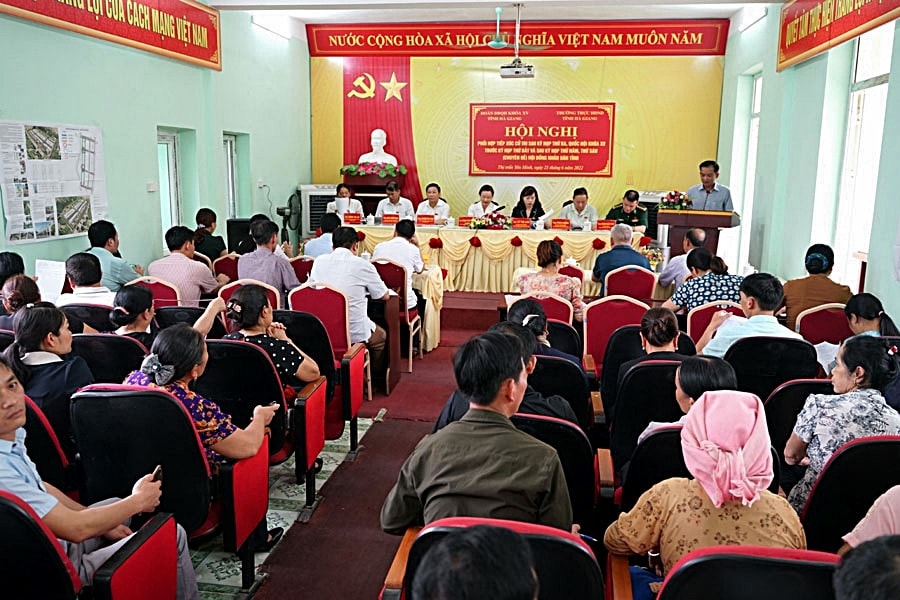 Quan tâm đầu tư, sửa chữa nhằm bảo đảm điện thắp sáng cho Nhân dân -0