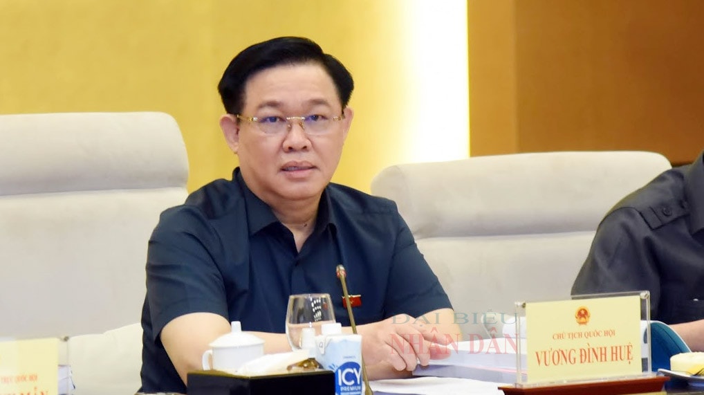 Chủ tịch Quốc hội Vương Đình Huệ chủ trì làm việc của Đảng đoàn Quốc hội với Văn phòng Quốc hội