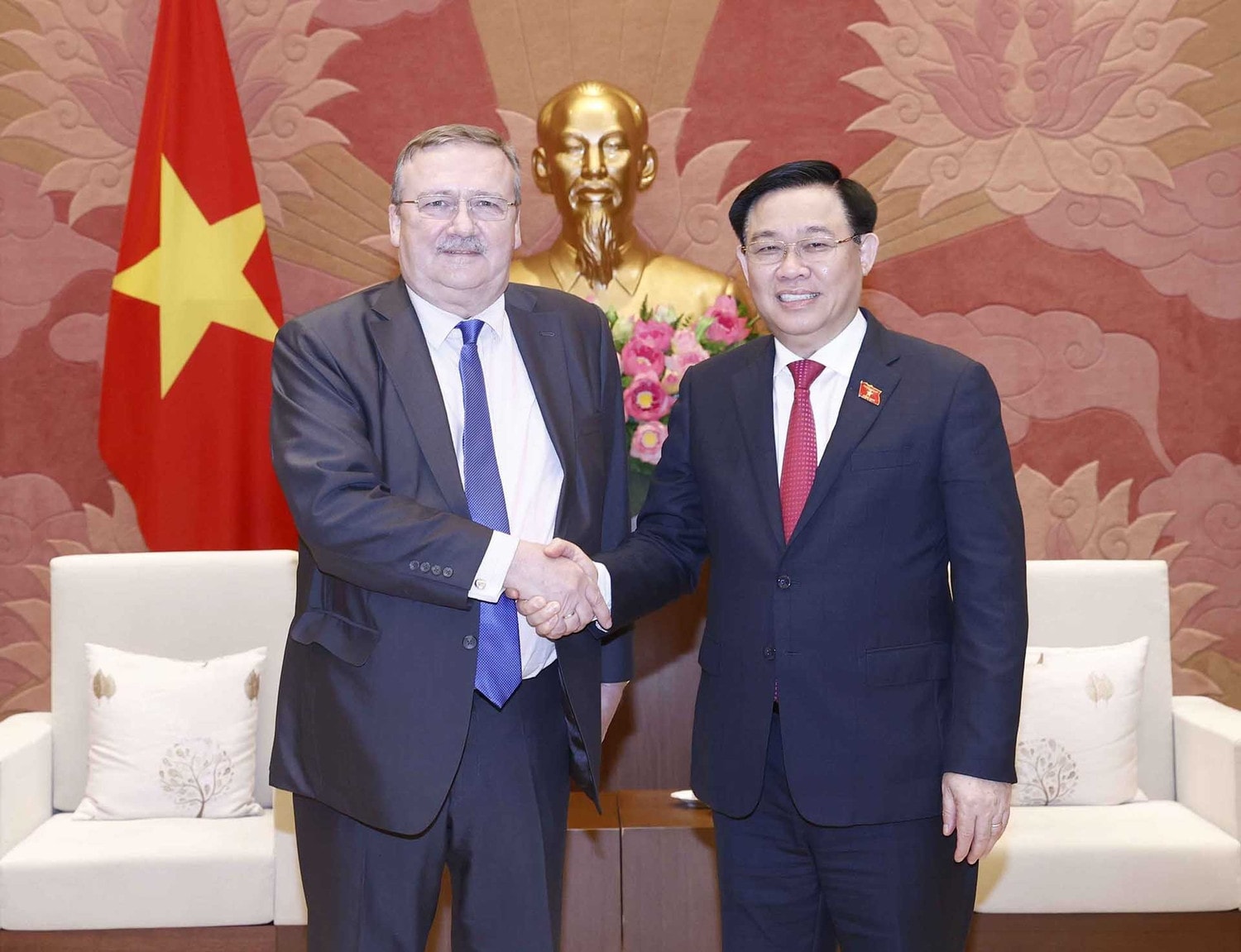 Việt Nam - Hungary đẩy mạnh quan hệ, tạo lập nền tảng cho tăng trưởng bền vững