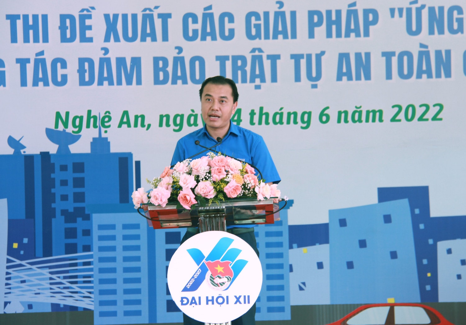 Phó Chủ tịch Thường trực Trung ương Hội LHTN Việt Nam Nguyễn Hải Minh phát biểu tại ngày hội Sôi nổi Ngày hội Thanh niên với văn hóa giao thông tại Nghệ An -0
