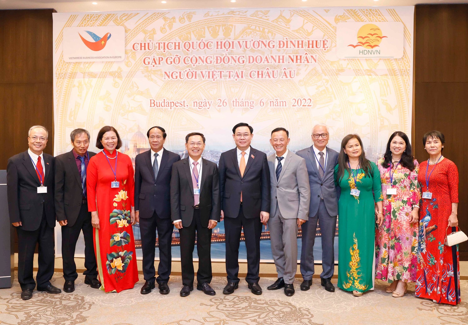 Chủ tịch Quốc hội Vương Đình Huệ với các đại biểu. Ảnh: Doãn Tấn/TTXVN Chủ tịch Quốc hội Vương Đình Huệ: