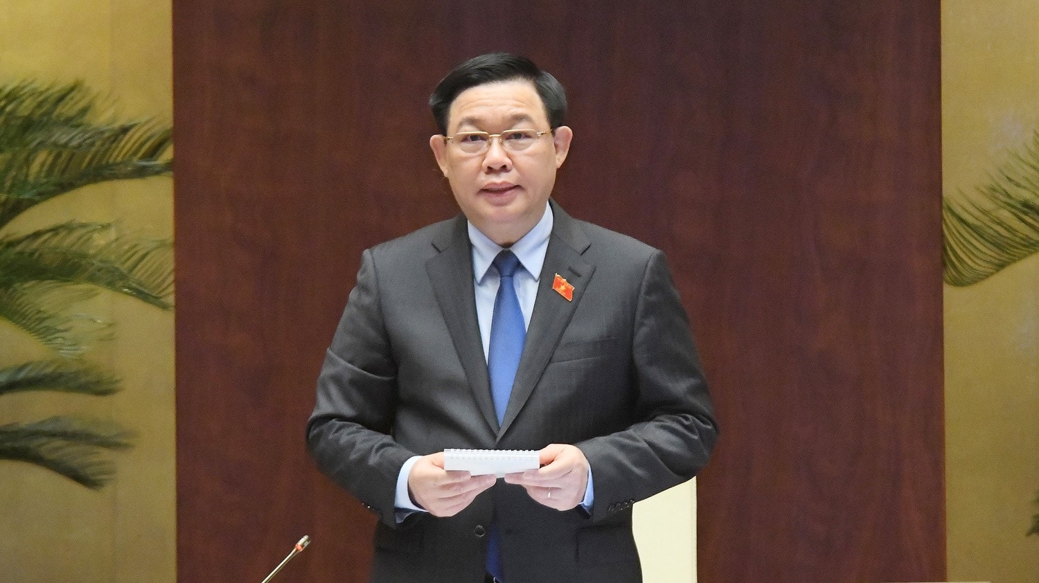 Bài 1: Gian nan chống thất thu thuế -0
