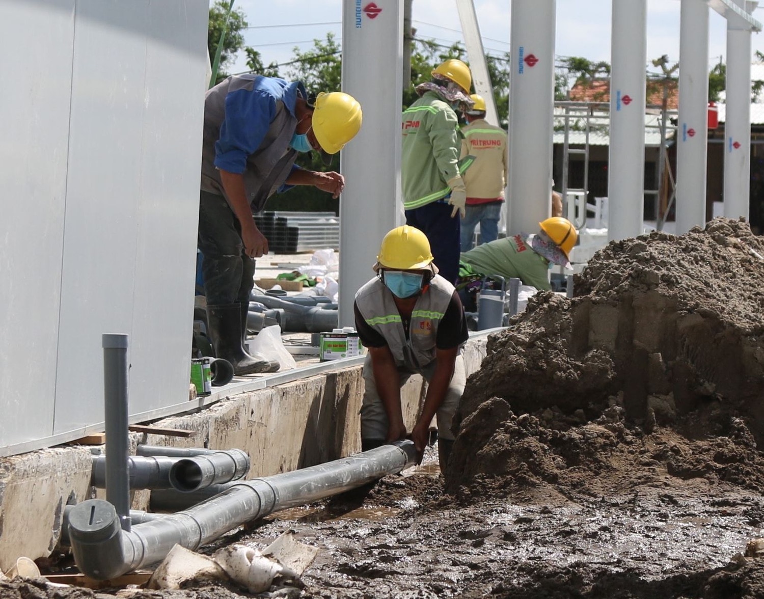 Đảm bảo nước sạch cho người dân cần được ưu tiên hàng đầu