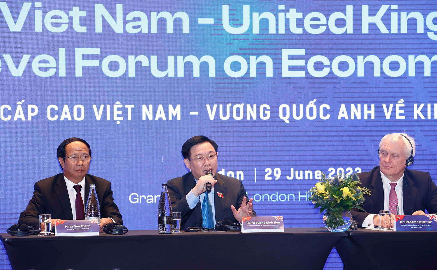 Một số hình ảnh Chủ tịch Quốc hội Vương Đình Huệ thăm chính thức Vương quốc Anh và Bắc Ireland -0