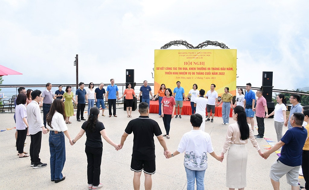 Khối thi đua III, Hội đồng Thi đua - Khen thưởng VPQH sơ kết hoạt động 6 tháng đầu, triển khai nhiệm 6 tháng cuối năm 2022