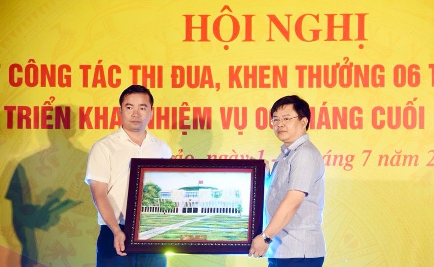 Khối thi đua III, Hội đồng Thi đua - Khen thưởng VPQH sơ kết hoạt động 6 tháng đầu, triển khai nhiệm 6 tháng cuối năm 2022