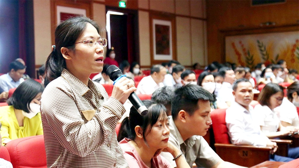 Đoàn ĐBQH tỉnh Vĩnh Phúc tiếp xúc cử tri công chức, viên chức, công nhân lao động -1
