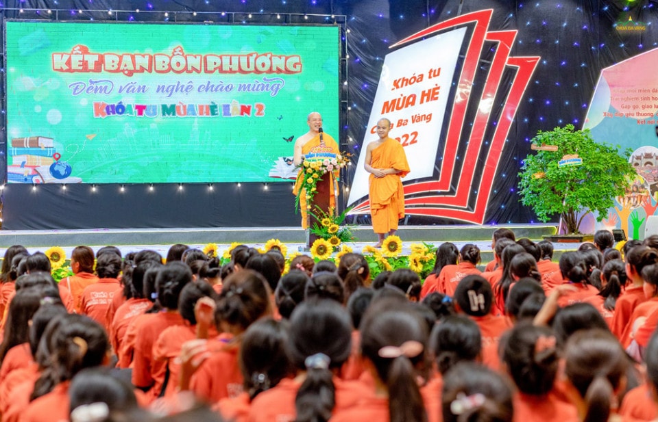 Hơn 5 nghìn bạn trẻ tham gia Khóa tu mùa hè Chùa Ba Vàng lần thứ 2 -1
