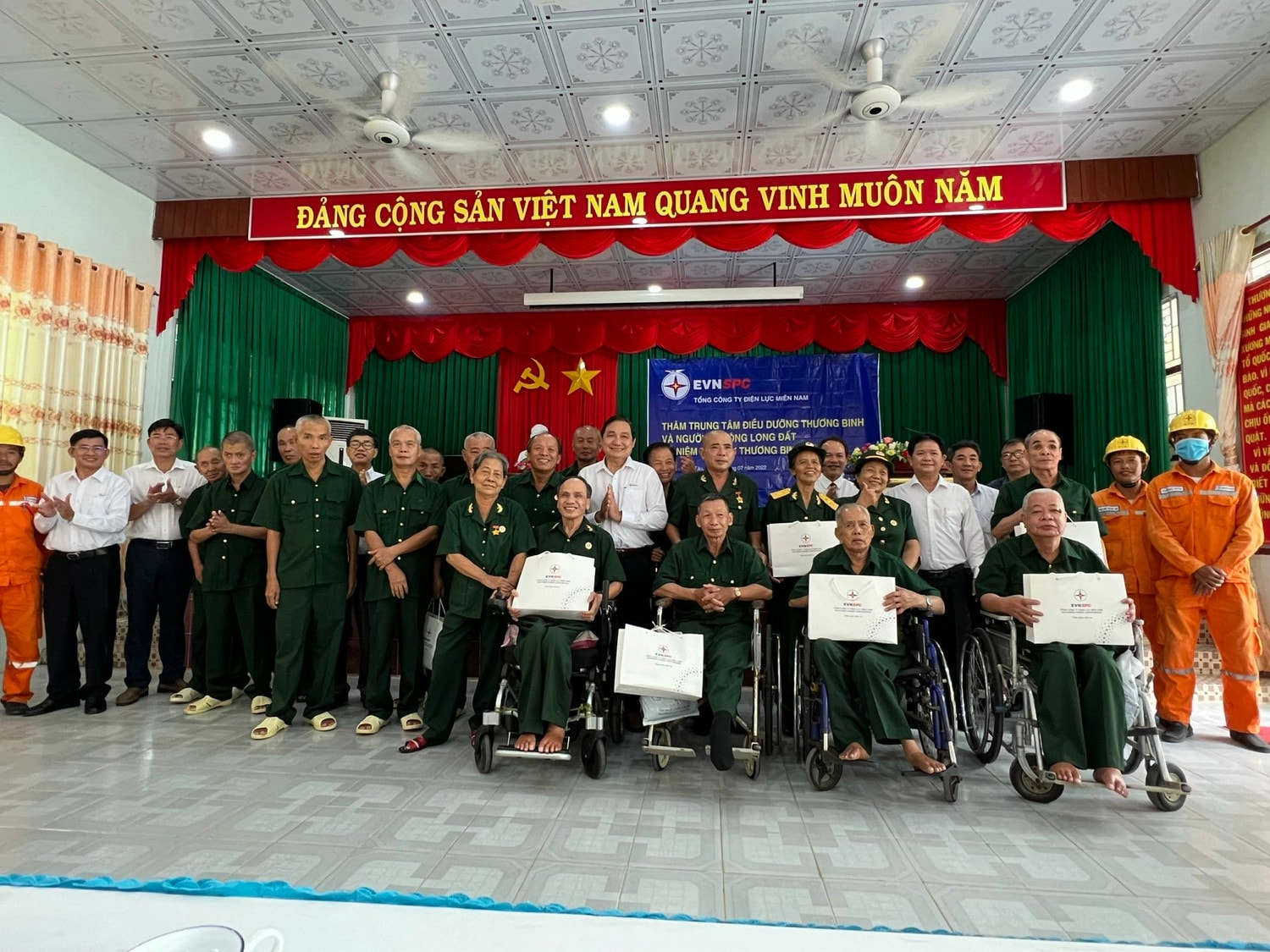 Nghĩa tình ngành điện miền Nam với các thương, bệnh binh -0