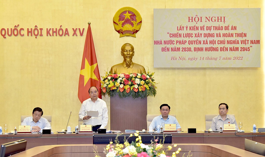 Chủ tịch Nước Nguyễn Xuân Phúc và Chủ tịch Quốc hội Vương Đình Huệ đồng chủ trì hội nghị về Đề án xây dựng Nhà nước pháp quyền -0